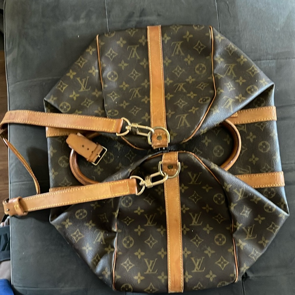 Louis Vuitton duffel bag (Authentic)